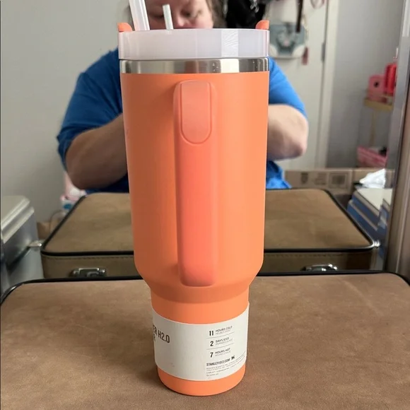 Stanley Orange Nectarine 40 oz Quencher H2.0 Tumbler - Picture 2 of 3
